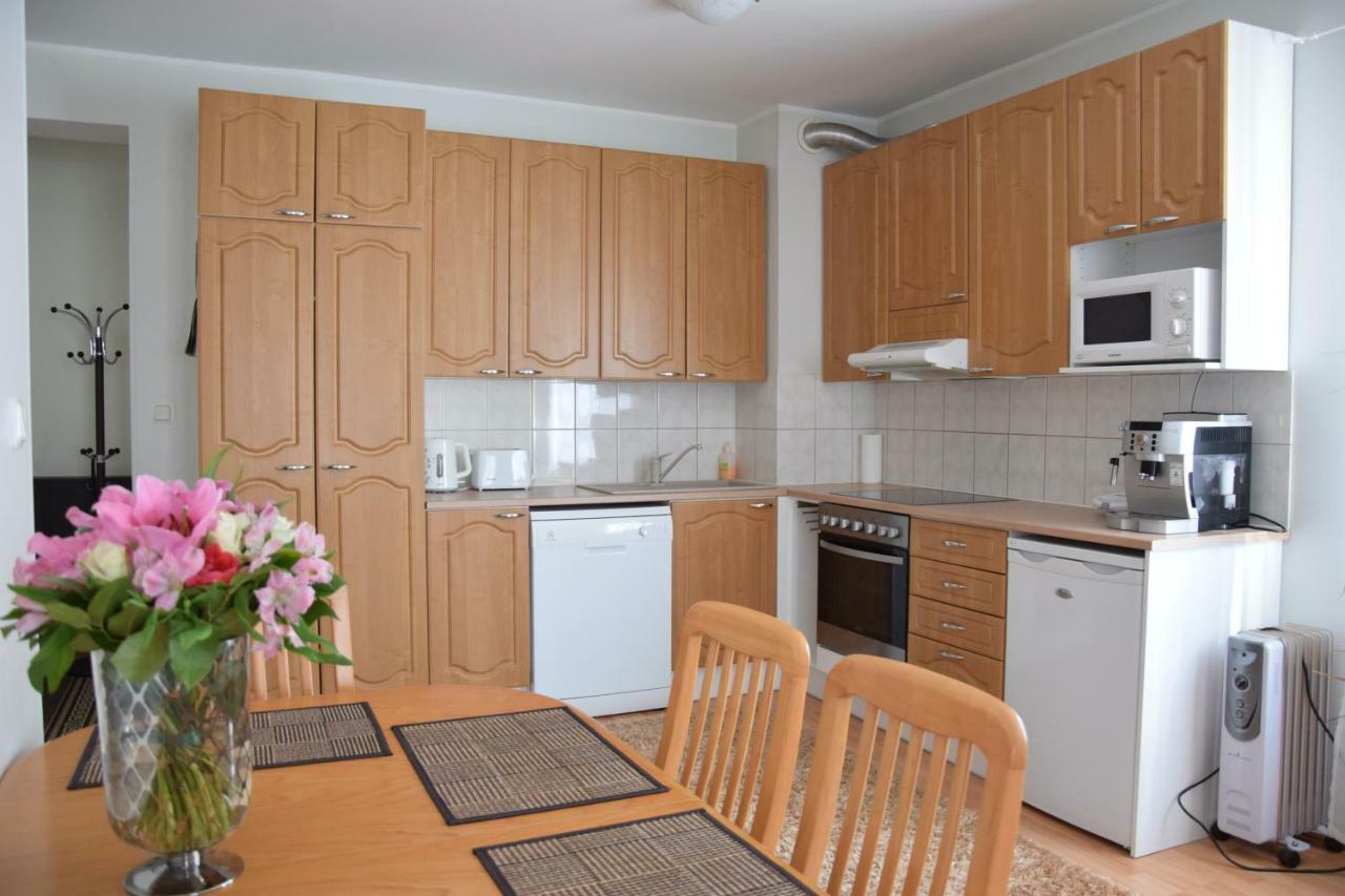 Long Holiday Apartment Kuressaare Dış mekan fotoğraf
